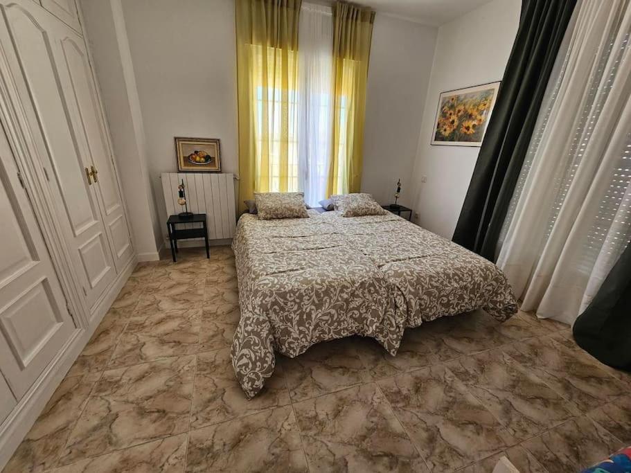 La Casa Del Arbol Villa Fuentiduena de Tajo Eksteriør billede