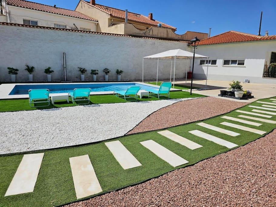 La Casa Del Arbol Villa Fuentiduena de Tajo Eksteriør billede