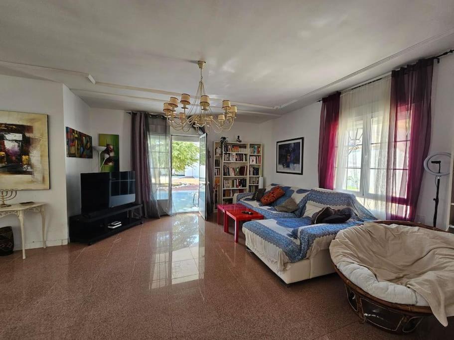La Casa Del Arbol Villa Fuentiduena de Tajo Eksteriør billede