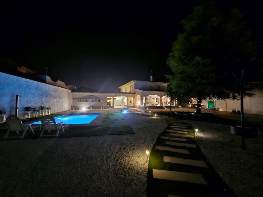 La Casa Del Arbol Villa Fuentiduena de Tajo Eksteriør billede