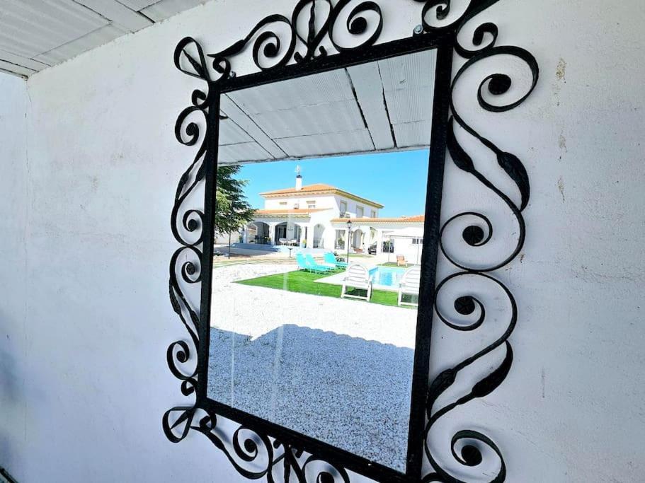 La Casa Del Arbol Villa Fuentiduena de Tajo Eksteriør billede