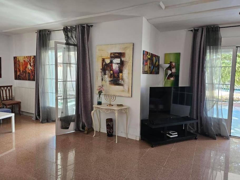 La Casa Del Arbol Villa Fuentiduena de Tajo Eksteriør billede